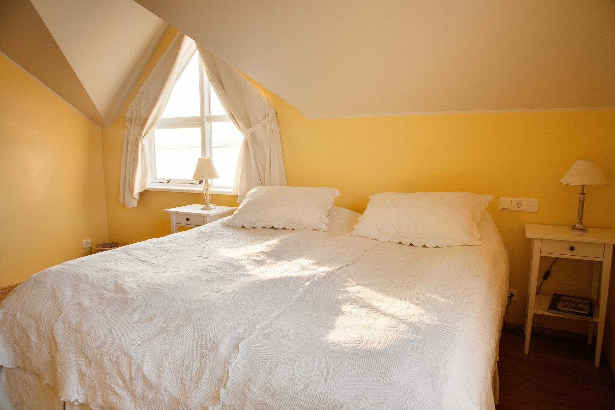 Guesthouse Reykjahlid Міватн Екстер'єр фото